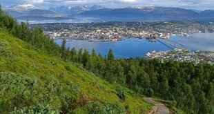 best hiking trails in Tromsø Norway for beginners