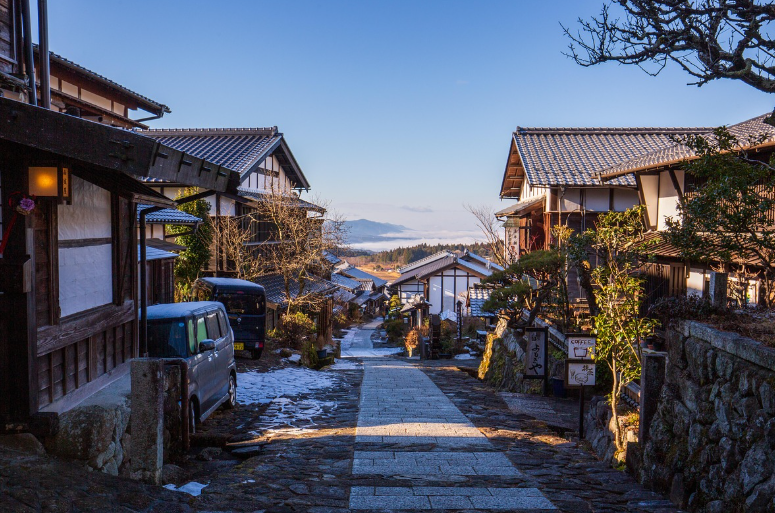 How to Explore Tokyo Beyond the Famous Tourist Attractions