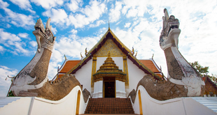 Thailand Songthaew Travel Guide: How to Ride, Pay, and Travel Like a Local